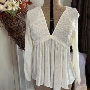 Promesa ivory poets top, size small